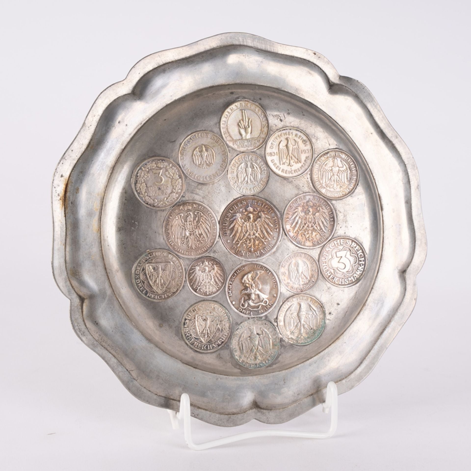 Münzteller mit insgesamt 17 Münzen des 19. + 20.Jahrhunderts